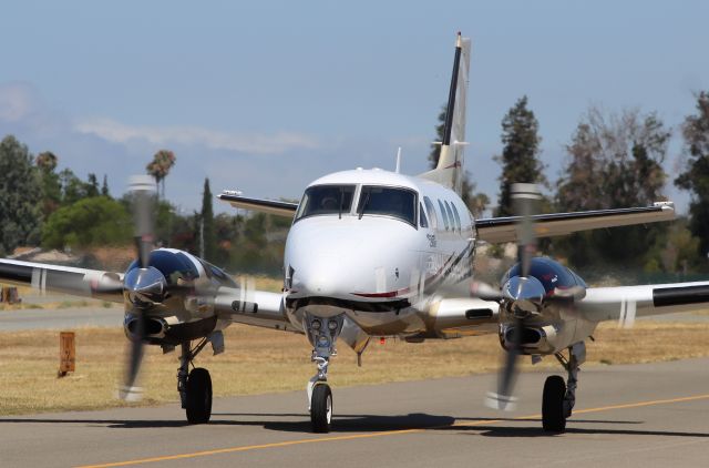 Beechcraft King Air 90 (N8096U)