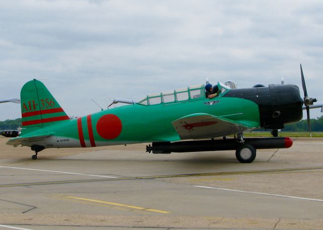 N3725G — - At Barksdale Air Force Base.    NORTH AMERICAN  SNJ-5