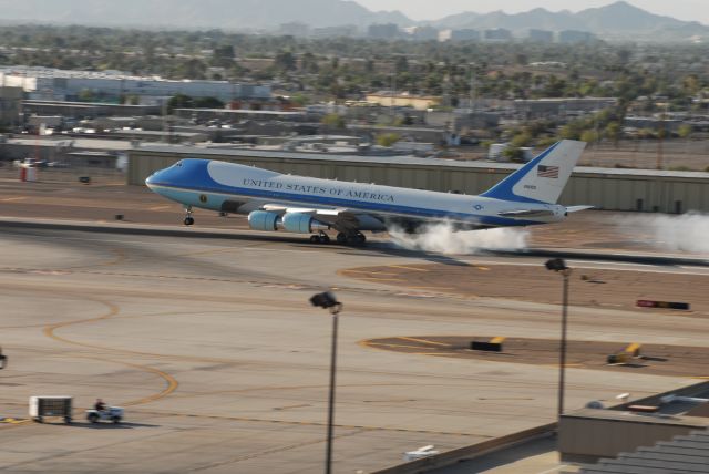 N28000 — - "Air Force One" lands at Phoenix Sky Harbor.