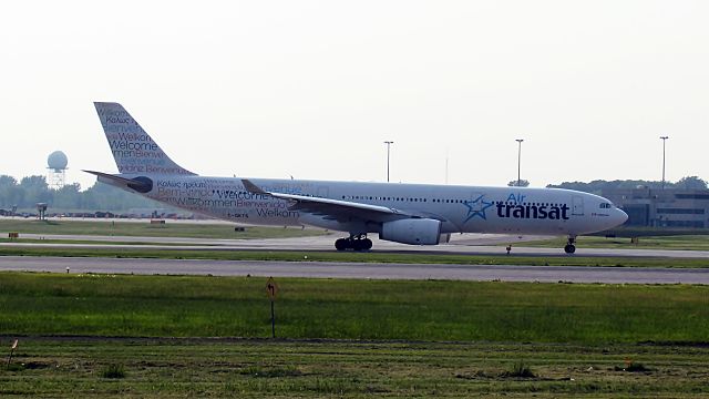 Airbus A330-300 (C-GKTS)