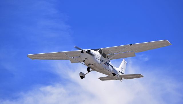 Cessna Skyhawk (N3547H)