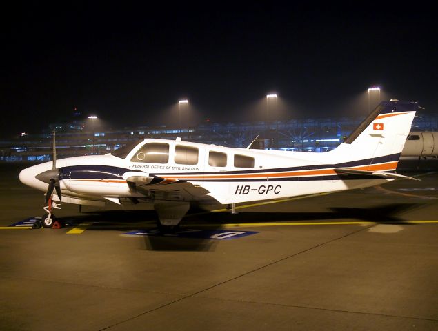 Beechcraft Baron (58) (HB-GPC) - Federal Office of C.A.