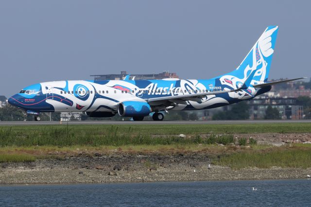 Boeing 737-800 (N559AS) - Alaska's 'Xáat Kwáani' (Salmon People) livery departing to Seattle