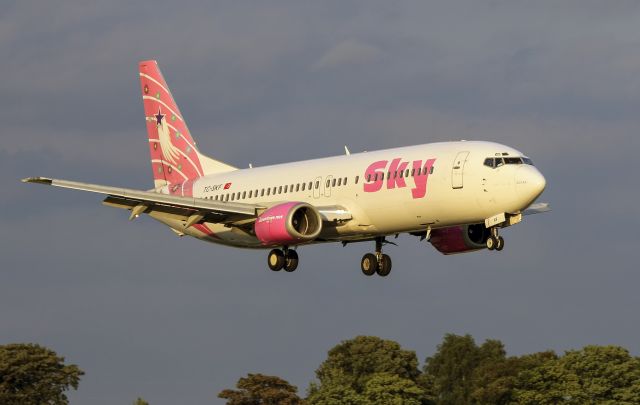 BOEING 737-400 (TC-SKF) - Sky Airlines - SHY