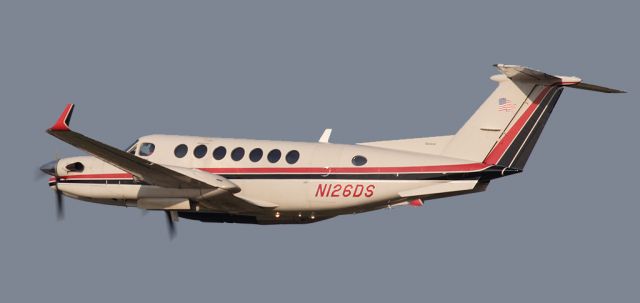 Beechcraft Super King Air 350 (OLV126)