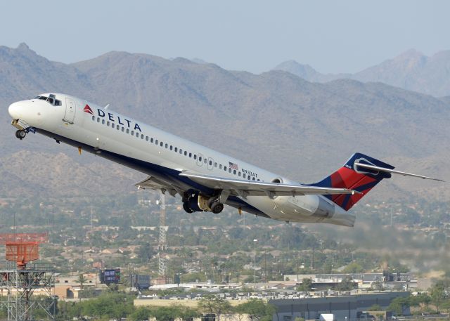 Boeing 717-200 (N933AT)