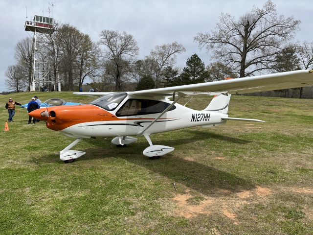 TECNAM P-2010 Twenty-Ten (N127HH) - Photo shot at Uncle John’s Fly-In