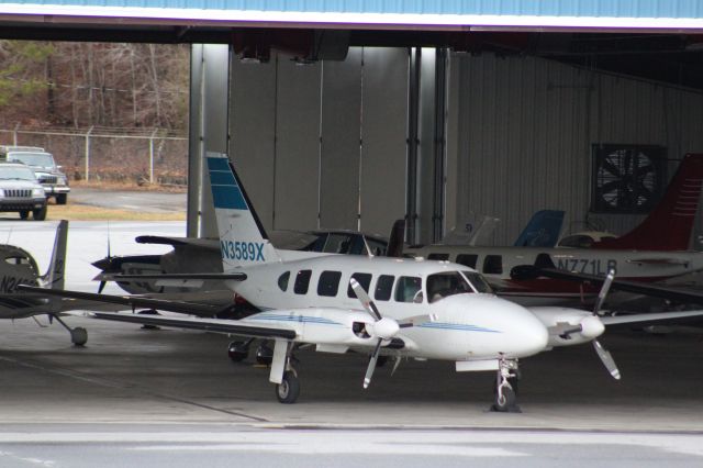 Piper Navajo (N3589X)