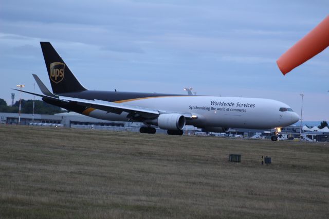 BOEING 767-300 (N345UP) - A UPS B767F that had just landed into EMA from Philadelphia on runway 27.br /br /Location: East Midlands Airport Viewpoint.br /Date: 18.08.22 (dd/mm/yy).