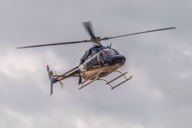Bell 407 (N407LT)