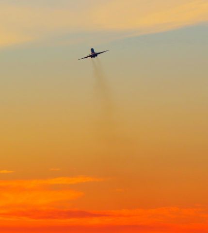 McDonnell Douglas MD-80 (N886GA)