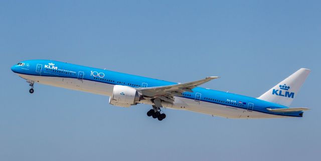 BOEING 777-300ER (PH-BVR) - Spotted at KLAX on August 9, 2020