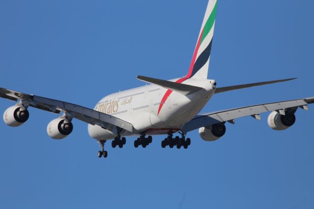 Airbus A380-800 (A6-EET)