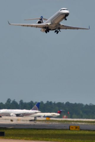 Canadair Regional Jet CRJ-700 (N773SK)