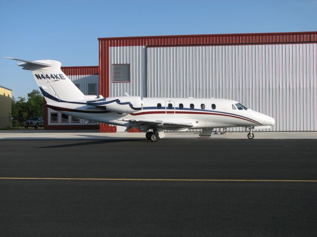 Cessna Citation III (N444KE) - April 2006 - KPNS hangars