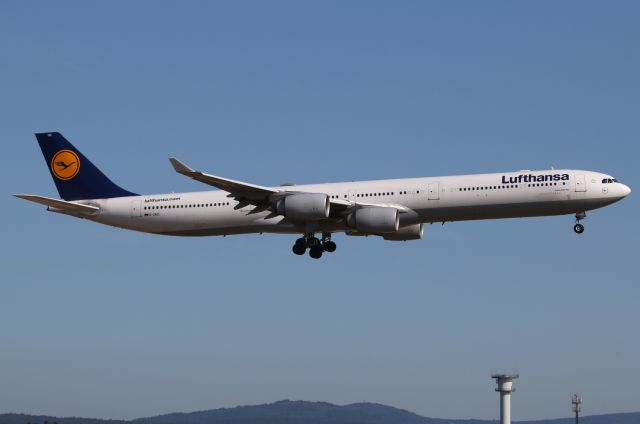 Airbus A340-600 (D-AIHC)