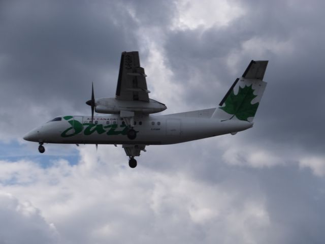 de Havilland Dash 8-100 (C-FGRP)