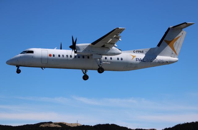 de Havilland Dash 8-300 (C-FPAE)