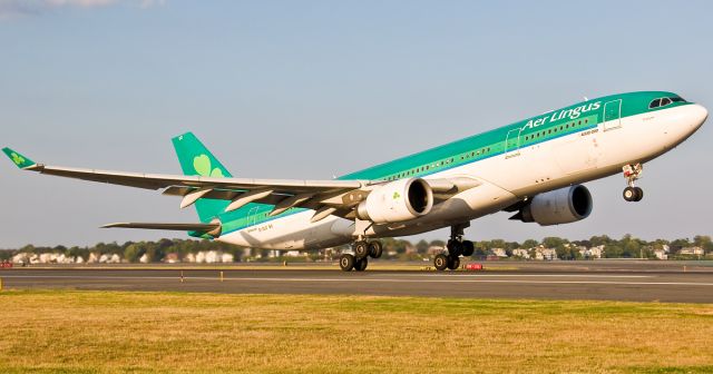 Airbus A330-200 (EI-DUO) - Close up of EI-DUO as St. Colum on the way home to Dublin call sign Shamrock 136 heavy !