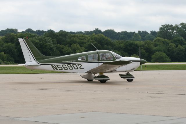 Piper Cherokee (N56902)