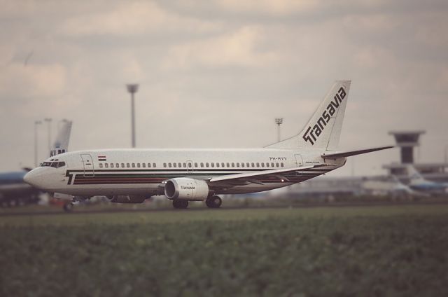 Boeing 737-700 (PH-HVV) - Transavia B737-3K2 cn24329 jrn90
