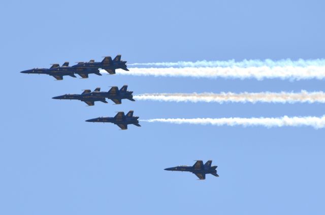 McDonnell Douglas FA-18 Hornet — - Blue Angels flyover Nashville on 05/14/2020 to honor healthcare workers.br /Taken from a rooftop in Green Hills.