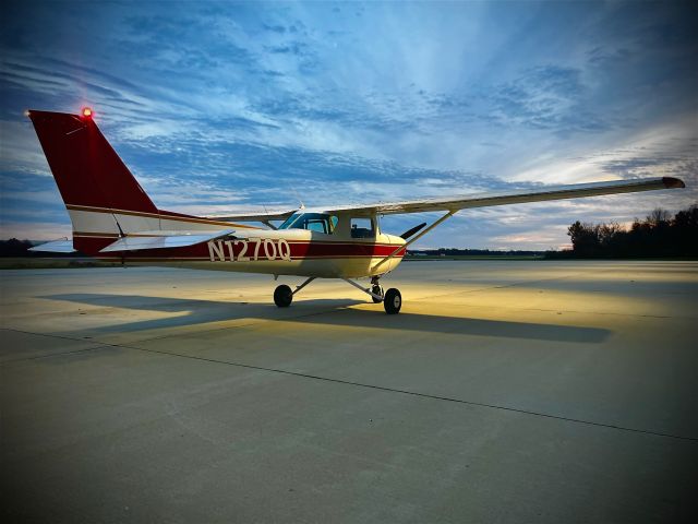 Cessna Commuter (N1270Q) - Getting ready for sunset departure from PNE