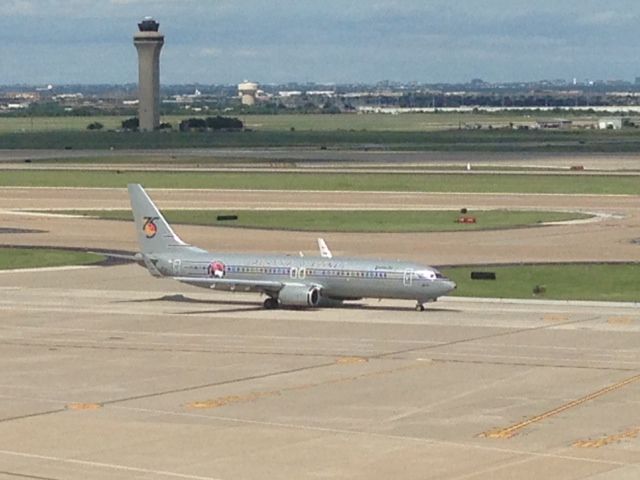 Boeing 737-800 (N569AS) - 75th Anniversary Livery