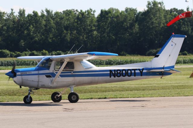 Cessna 152 (N800TY)