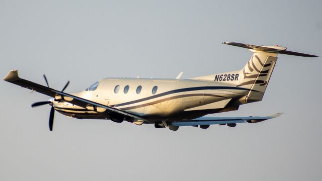 Pilatus PC-12 (N628SR)