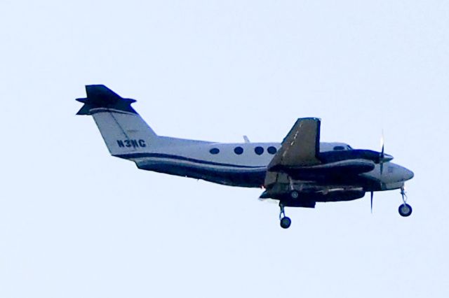Beechcraft Super King Air 200 (N3KG)