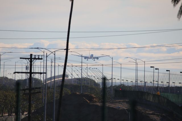 BOEING 777-300ER (HL7783)