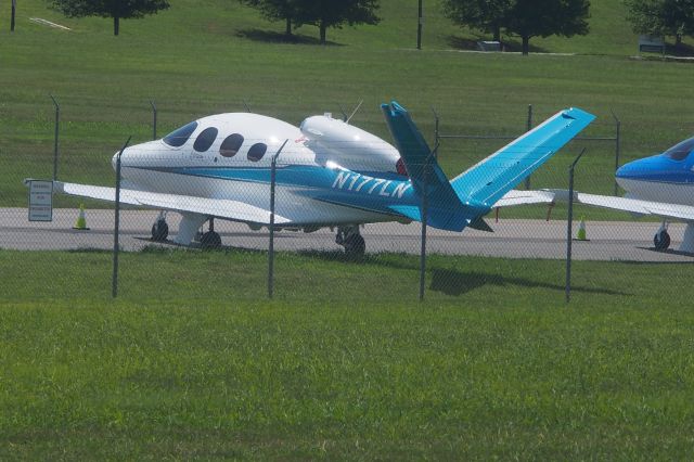 Cirrus Vision SF50 (N177LN)