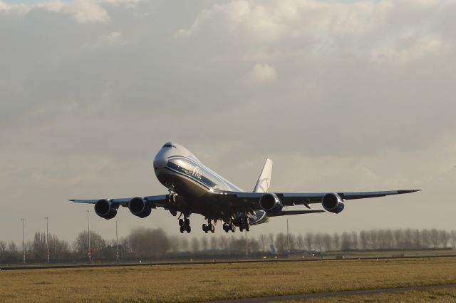 BOEING 747-8 (VQ-BVR)