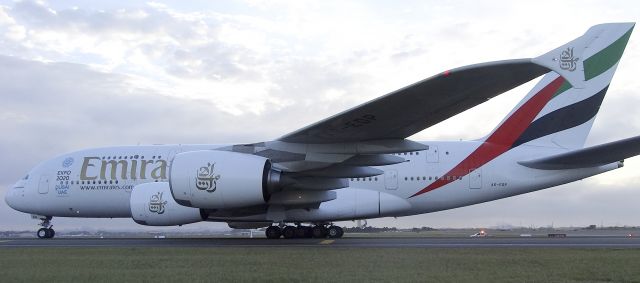 Airbus A380-800 (A6-EDP) - EK412 arriving from Dubai