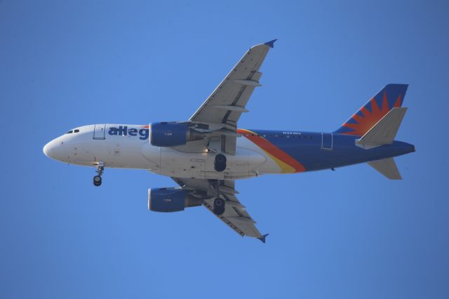 Airbus A319 (N321NV)
