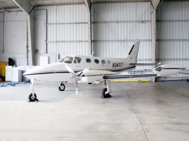 Cessna 402 (N340CT)