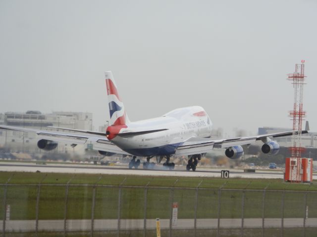 Boeing 747-400 (G-BNLK)