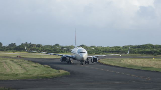 Boeing 737-800 (N372DA)