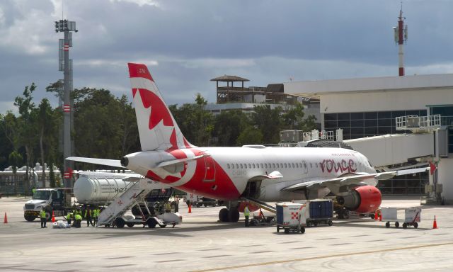 Airbus A319 (C-GBHO) - Air Canada Rouge Airbus A319-114 C-GBHO in Tulum