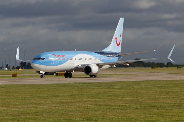 Boeing 737-800 (G-TAWJ) - TOM2606 departing to Palma