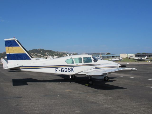 Piper Aztec (F-GGSK)