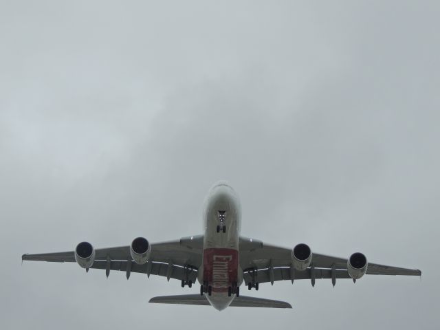 Airbus A380-800 (A6-EUW)