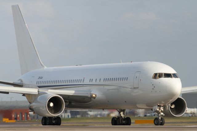 ZS-DJI — - Lining up on runway 027R at LHR.