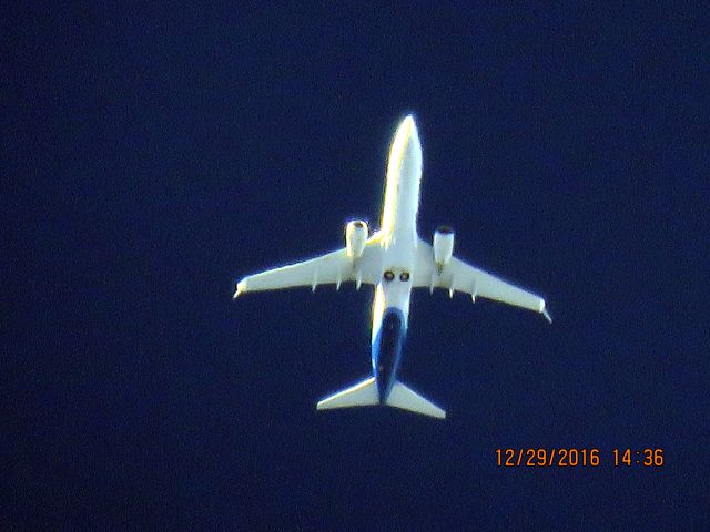 Boeing 737-800 (N565AS)