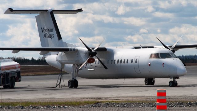 de Havilland Dash 8-300 (VAL800)