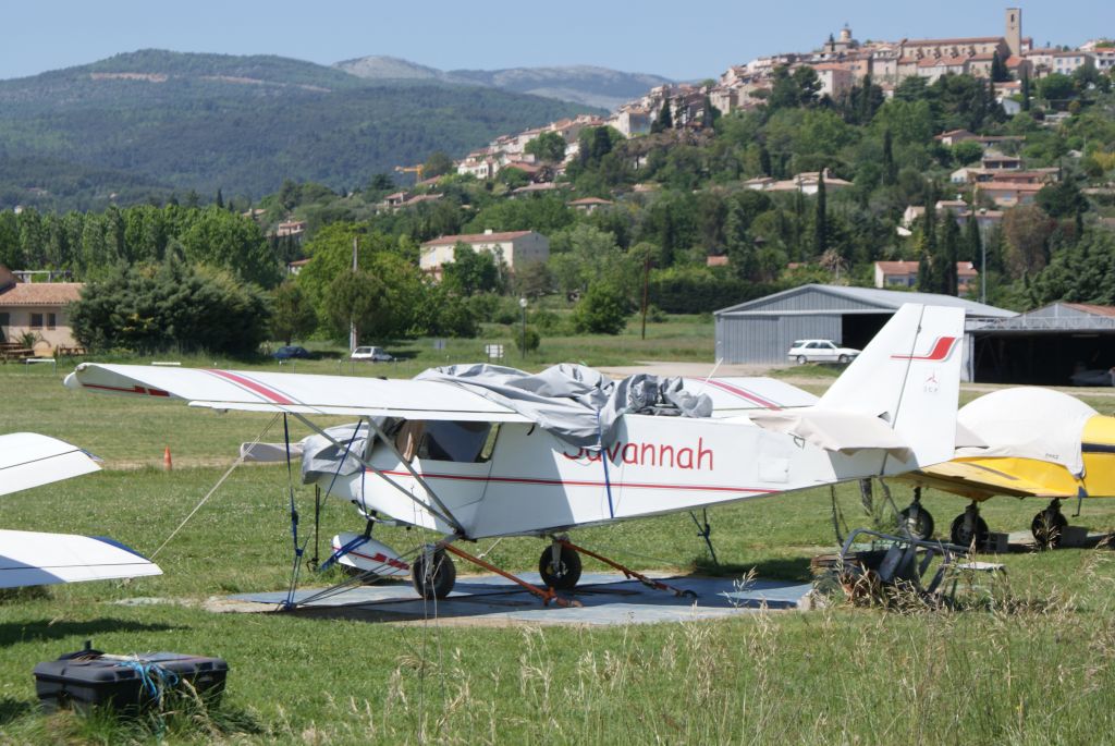 — — - Aerodome Fayence Tourrettes