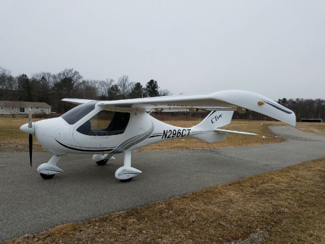 FLIGHT DESIGN CT (N296CT)