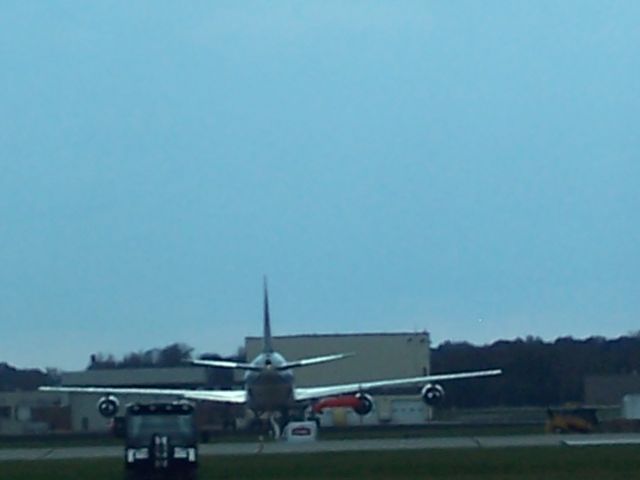 Boeing 747-200 (92-9000) - Air Force One at Madison.