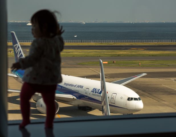 Boeing 777-200 (JA704A) - Boeing 777-281br /October.18.2014 Tokyo International Airport [HND/RJTT] JAPAN